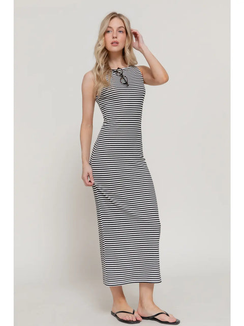  Sleeveless Boat Neck Striped Midi Dress