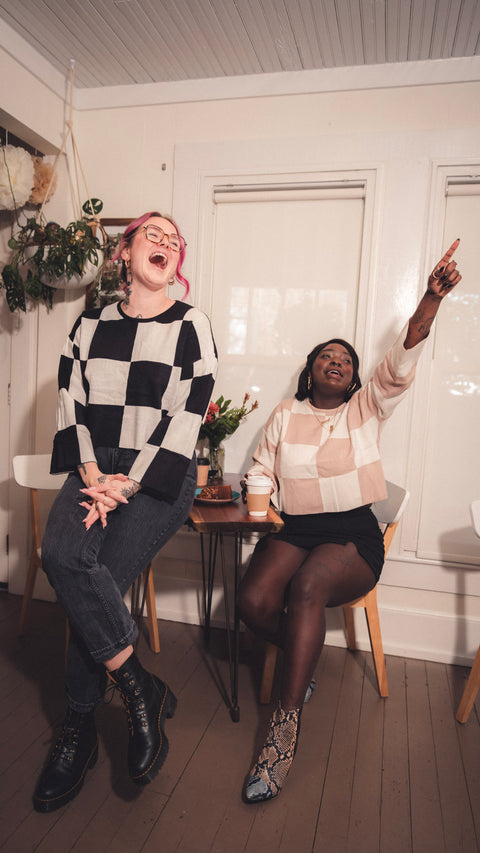  Sarah Round Checkered Top