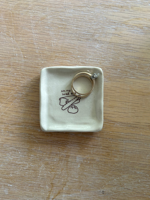  Cup Half Full Ring Dishes