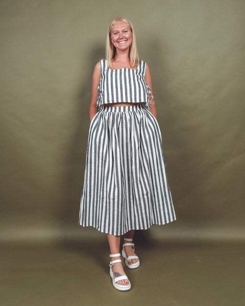  Stripe Pattern Tie On the Side Top