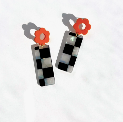  Daisy Checkered Earrings