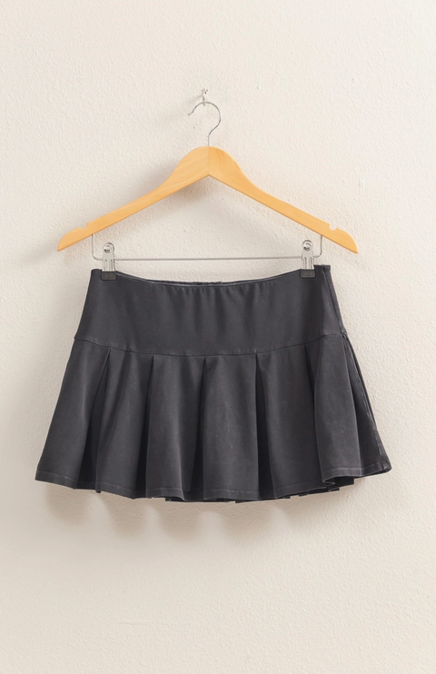  Mid-Rise Pleated Mini Skort