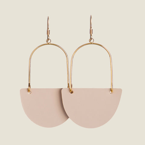 Soft Sand Islas Earrings