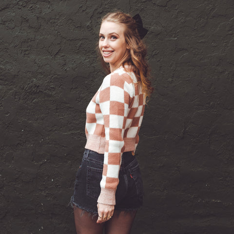  Round Neck Pink Checkered Sweater
